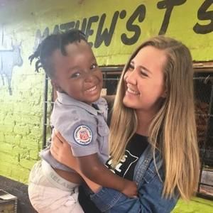 Meet your Posher, Isabella